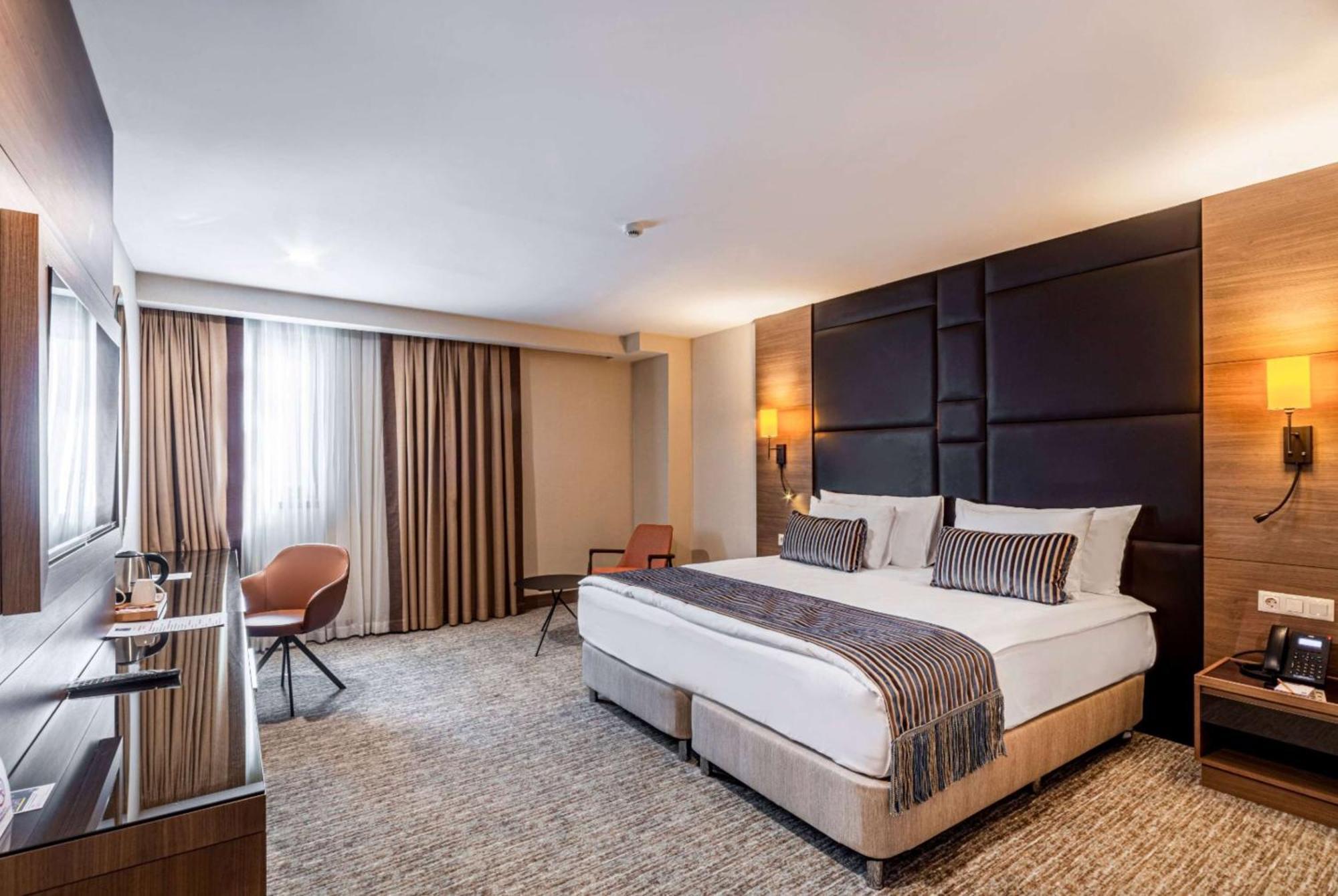 Tryp By Wyndham Istanbul Sisli Hotel ภายนอก รูปภาพ